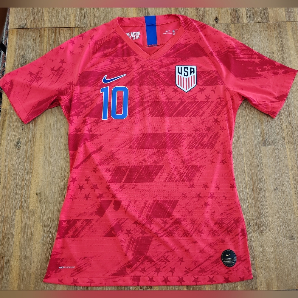 USMNT Christian Pulisic Red Nike USA Soccer Jersey Size Large